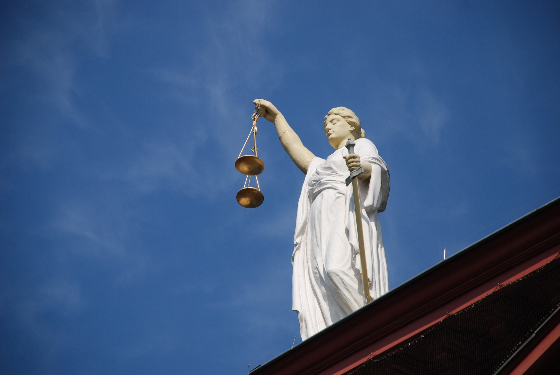 Manifest by Spanish Constitutional Law professors in favour to respect the Constitution [EN/FR/DE/IT]